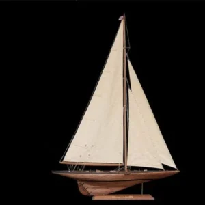 Endavour authentic boat model