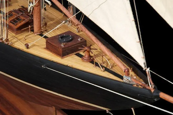 maquette de bateaux authentique